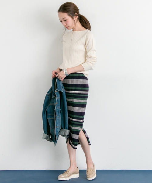 URBAN RESEARCH（アーバンリサーチ）の「UR レトロボーダースカート（スカート・レディース・ホワイト系その他/グリーン系その他・FREE）」の5枚目の写真