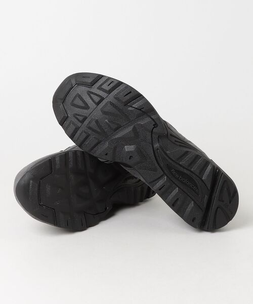 NEW BALANCE(ニューバランス)の「880R(スニーカー・メンズ・ブラック/ダークグレー・23.5cm/22.5cm/26.5cm/25.5cm/30.0cm/25.0cm/29.0cm/22.0cm/28.5cm/27.5cm/28.0cm/27.0cm/26.0cm/23.0cm/24.5cm/24.0cm)」の8枚目の写真