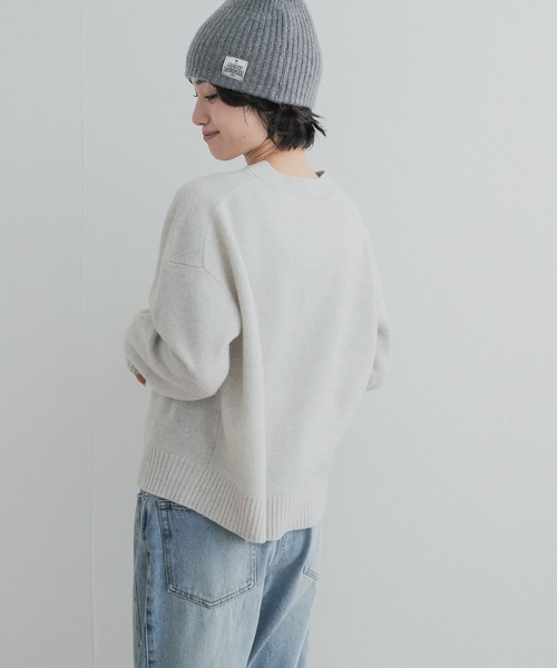 URBAN RESEARCH DOORS(アーバンリサーチドアーズ)の「AQUAウールカシミヤVネックカーディガン(ニット/セーター・レディース・ライトグレー/グレー/ブラウン系その他・FREE)」の21枚目の写真