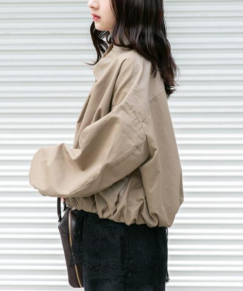ITEMS URBANRESEARCH(アイテムズ アーバンリサーチ)の「バルーンブルゾン(ブルゾン・レディース・グリーン系その他/ベージュ・FREE)」の3枚目の写真