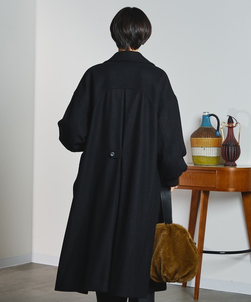 mici（ミチ）の「mici/RIB CUFFS VOLUME SLEEVE COAT（ステンカラーコート・レディース・ライトイエロー/ブラック・M/S）」の19枚目の写真