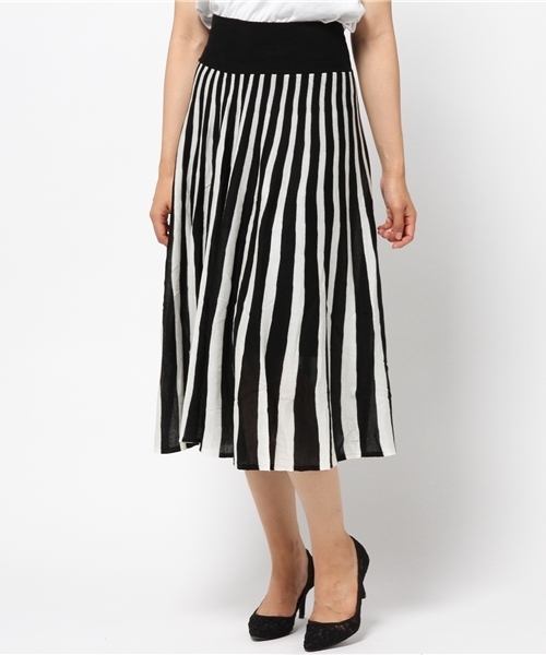 titivate（ティティベイト）の「ｽﾄﾗｲﾌﾟﾆｯﾄﾐﾃﾞｨｱﾑｽｶｰﾄ（スカート・レディース・グレー×ホワイト/ブラック×ホワイト/ベージュ系その他/ブルー系その他/グリーン系その他・FREE）」の6枚目の写真