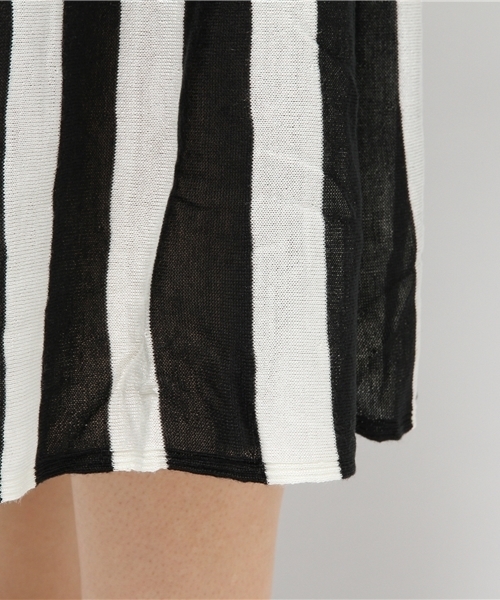 titivate（ティティベイト）の「ｽﾄﾗｲﾌﾟﾆｯﾄﾐﾃﾞｨｱﾑｽｶｰﾄ（スカート・レディース・グレー×ホワイト/ブラック×ホワイト/ベージュ系その他/ブルー系その他/グリーン系その他・FREE）」の11枚目の写真