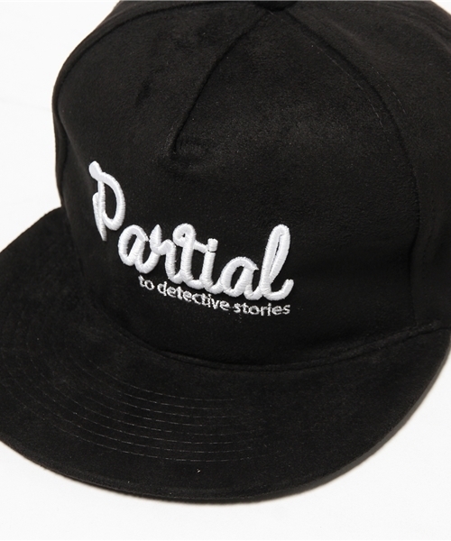 VENCEEXCHANGE（ヴァンスエクスチェンジ）の「スエード平ツバ刺繍キャップ       （キャップ・メンズ・ブラック/ベージュ・FREE）」の5枚目の写真