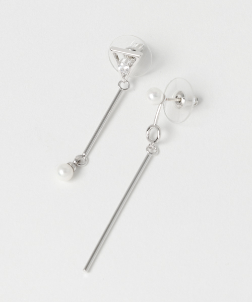 PLAIN CLOTHING(プレーンクロージング)の「トライアングル×スティックピアス【PLAIN CLOTHING】(ピアス(両耳用)・レディース・ゴールド/シルバー・FREE)」の7枚目の写真