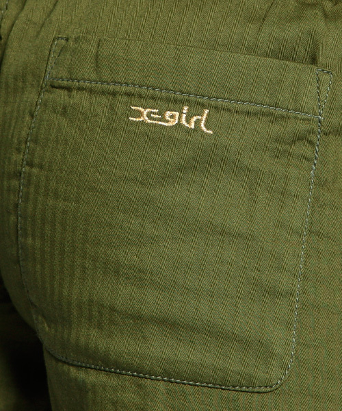 X-girl（エックスガール）の「HERRINGBONE SHORT ALL IN ONE（つなぎ/オールインワン・レディース・ブラック/オリーブ・1/2）」の8枚目の写真