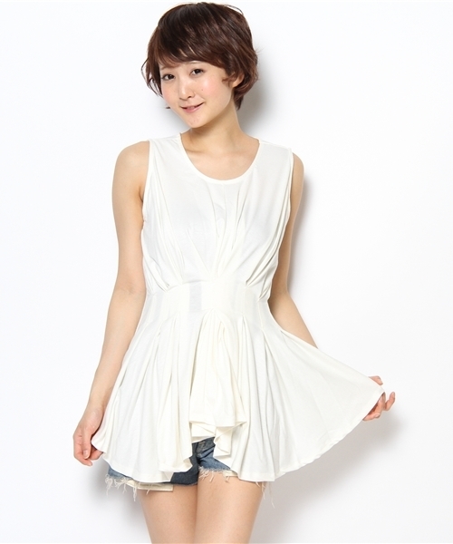 mysty woman（ミスティウーマン）の「箔プリントノースリーブチュニック（チュニック・レディース・ピンク/オフホワイト/ネイビー/トップグレー・MEDIUM）」の2枚目の写真