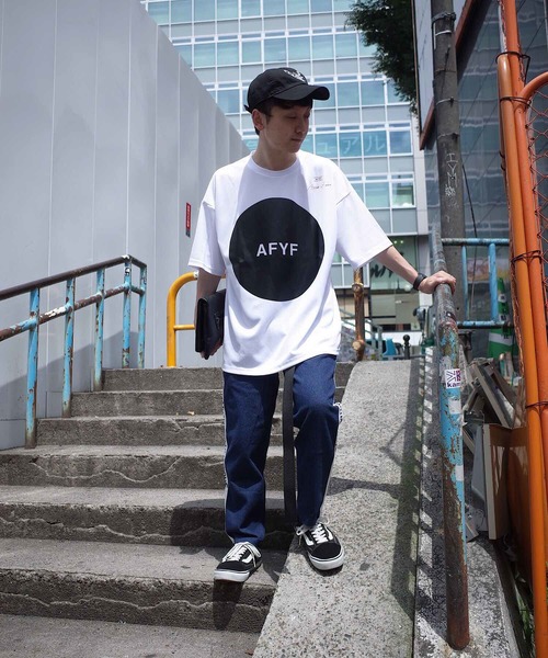 AFYF（エーエフワイエフ）の「rovtski 2018AFYF DENIMRUSSIAN LINE PANT（デニムパンツ・メンズ・インディゴブルー/ケミカルウォッシュ・MEDIUM/LARGE）」の3枚目の写真