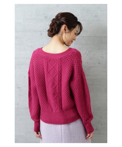 NATURAL BEAUTY BASIC(ナチュラルビューティーベーシック)の「ケーブルニット2WAYカーディガン(カーディガン/ボレロ・レディース・ネイビー/オフホワイト/ピンク・MEDIUM)」の13枚目の写真
