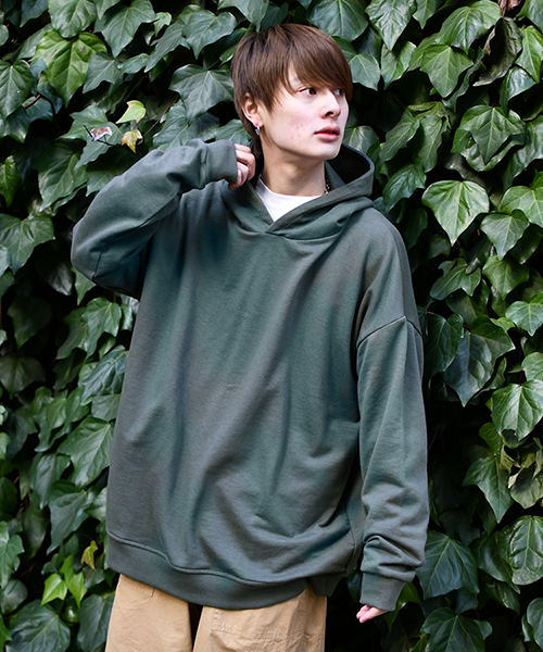 kutir（クティール）の「【ウルトラルーズシルエット】 裏毛パーカー（パーカー・メンズ・ホワイト/ベージュ/カーキ/ライトグリーン/スミクロ・MEDIUM/LARGE）」の3枚目の写真