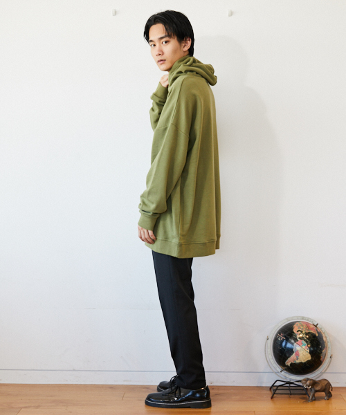 kutir（クティール）の「【ウルトラルーズシルエット】 裏毛パーカー（パーカー・メンズ・ホワイト/ベージュ/カーキ/ライトグリーン/スミクロ・MEDIUM/LARGE）」の9枚目の写真