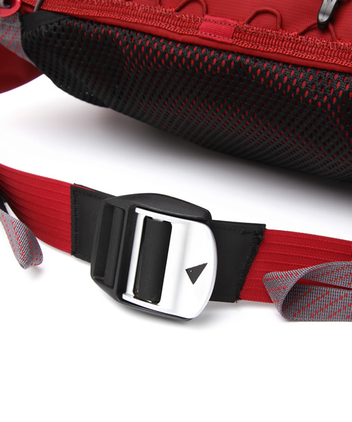 JOURNAL STANDARD(ジャーナルスタンダード)の「KLATTERMUSEN / クレッタルムーセン: FIMMAFANG 2.0 / ウエストバッグ(ボディバッグ/ウエストポーチ・メンズ・ブラック/カーキ/レッド・FREE)」の9枚目の写真