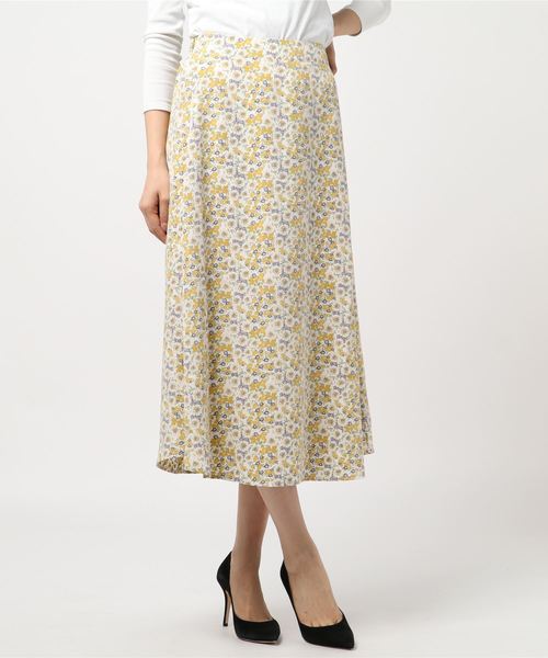 flower（フラワー）の「ボタニカルプリーツスカート（スカート・レディース・ホワイト/ブラック・FREE）」の4枚目の写真