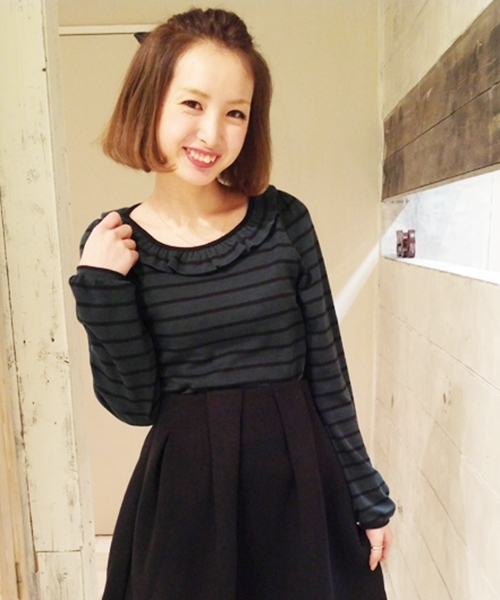 Chico(チコ)の「ボーダーフリルインナーT(Tシャツ/カットソー・レディース・ダークグリーン/オフホワイト・FREE)」の1枚目の写真