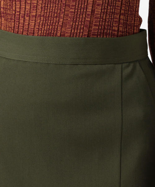 TOMORROWLAND （トゥモローランド）の「ライトダブルクロス サイドスリットスカート（スカート・レディース・ネイビー/グリーン/ライトベージュ・40/36/34/32）」の9枚目の写真