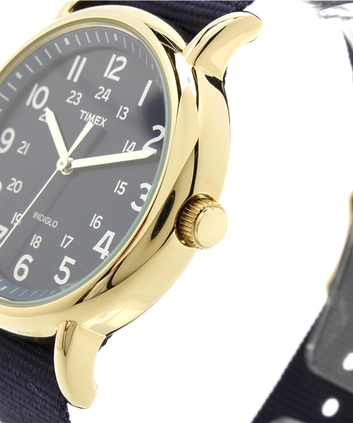 bpr BEAMS（ビーピーアール ビームス ）の「TIMEX / WEEKENDER GOLD（アナログ腕時計・メンズ・ピンク/ネイビー・ONE SIZE）」の6枚目の写真