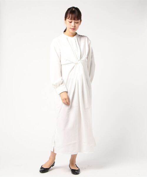 Culture Medium（カルチャーミディアム）の「Eツイルフロントツイストシャツワンピース（ワンピース・レディース・ホワイト/ブラック/ベージュ/ライトベージュ/グリーン・FREE）」の2枚目の写真