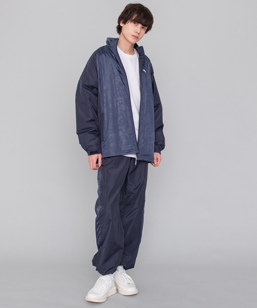 FILA(フィラ)の「【FILA/フィラ】ブランド ロゴ 刺繍 配色切替 中綿 ビックシルエット 上下 ジャージ セットアップ トラックジャケット ジョガーパンツ ウィンドブレーカー/シャカシャカジャージ(ジャージ・メンズ・チャコールグレー/ブラック/ネイビー/ブラック系/ネイビー系/グレー系・LL/M/L)」の5枚目の写真