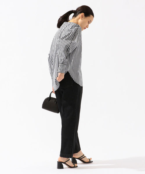 SHIPS(シップス)の「デニムタックパンツ(その他パンツ・レディース・ライトグリーン/ブラック/ナチュラル・38/40/36)」の16枚目の写真