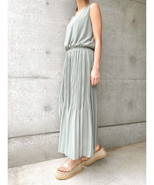 ACYM（アシーム）の「Sheer pleats ワンピース（ワンピース・レディース・ブラック/アイボリー/ミント・FREE）」の7枚目の写真