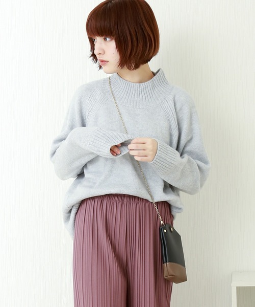 n'ee-ne(ネーネ)の「7G ブークレ スタンドネックニット(ニット/セーター・レディース・ベージュ/ブラウン/グレー・L/M)」の2枚目の写真