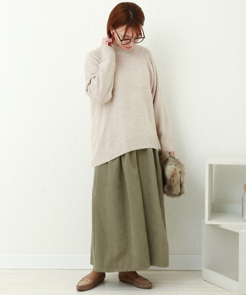 n'ee-ne(ネーネ)の「7G ブークレ スタンドネックニット(ニット/セーター・レディース・ベージュ/ブラウン/グレー・L/M)」の4枚目の写真