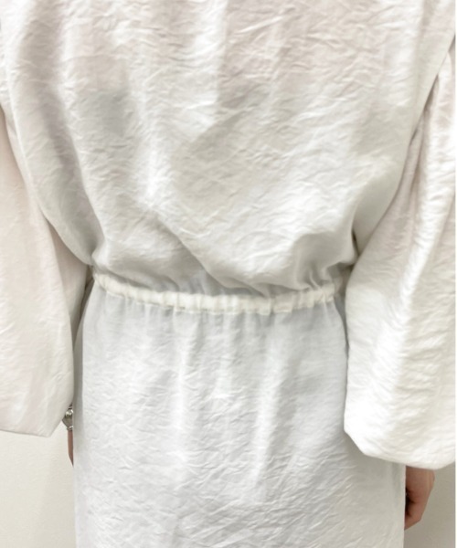 apres jour mignon（アプレジュールミニョン）の「バンドカラーチュニックブラウス【ZOZOTOWN限定アイテム】（シャツ/ブラウス・レディース・オフホワイト/ブラック/グレイッシュベージュ・X-LARGE/フリー）」の22枚目の写真