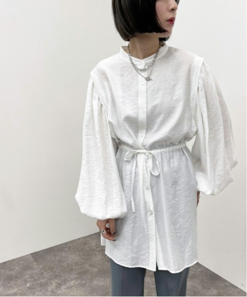 apres jour mignon（アプレジュールミニョン）の「バンドカラーチュニックブラウス【ZOZOTOWN限定アイテム】（シャツ/ブラウス・レディース・オフホワイト/ブラック/グレイッシュベージュ・X-LARGE/フリー）」の18枚目の写真