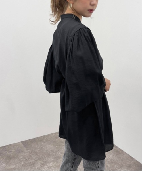 apres jour mignon（アプレジュールミニョン）の「バンドカラーチュニックブラウス【ZOZOTOWN限定アイテム】（シャツ/ブラウス・レディース・オフホワイト/ブラック/グレイッシュベージュ・X-LARGE/フリー）」の12枚目の写真