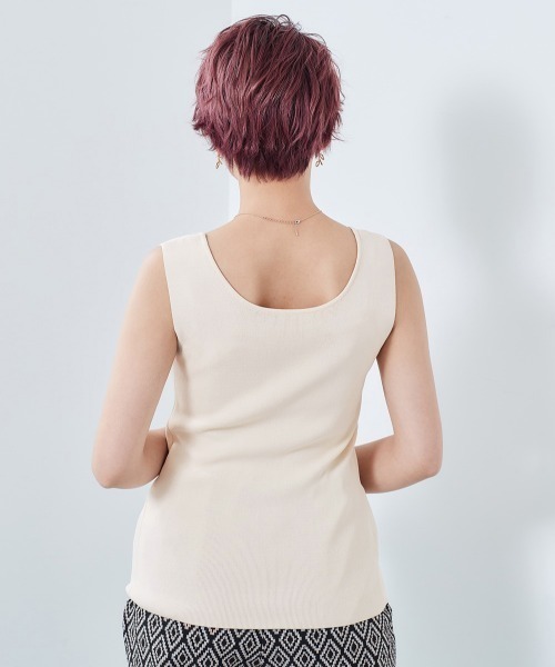 cepo(セポ)の「スクエアネック ニットタンク(タンクトップ・レディース・ライム/オフホワイト/ブラック/ミント/ベージュ・M)」の9枚目の写真