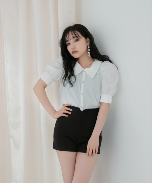 ANDGEEBEE（アンジービー）の「フロントボタンパワショルシャツ（シャツ/ブラウス・レディース・ホワイト/ライトブルー・MEDIUM）」の18枚目の写真