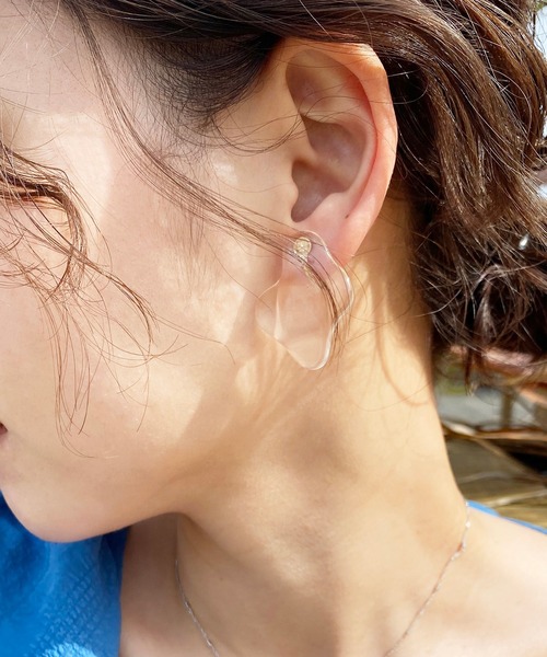 natural couture（ナチュラルクチュール）の「クリアデザインイヤリング（イヤリング・レディース・ブラウン/クリア・FREE）」の9枚目の写真