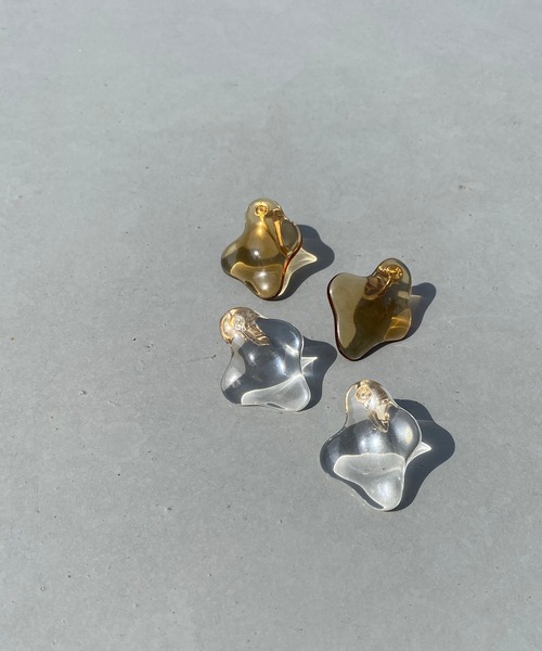 natural couture（ナチュラルクチュール）の「クリアデザインイヤリング（イヤリング・レディース・ブラウン/クリア・FREE）」の10枚目の写真