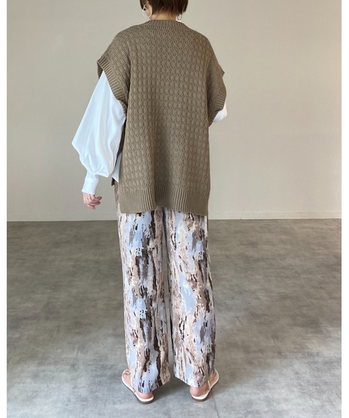 She's Closet(シーズクローゼット)の「サイドスリットフレンチスリーブニットベスト(ベスト・レディース・ブラック/ベージュ/パープル/グリーン/アイボリー・FREE)」の20枚目の写真