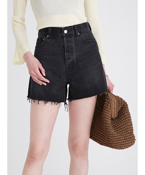 Mila Owen（ミラオーウェン）の「カットオフデニムショートパンツ（デニムパンツ・レディース・ライトグレー/ブラック/ブルー・1/0）」の5枚目の写真