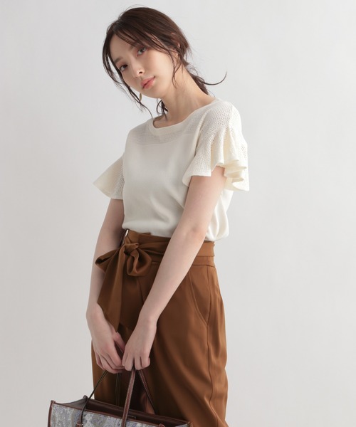 Andemiu(アンデミュウ)の「【顔診断CURVE】ソデフリルニット937949(ニット/セーター・レディース・ブラック/オフホワイト/ライトグリーン/ラベンダー・FREE)」の11枚目の写真