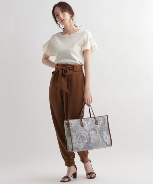 Andemiu(アンデミュウ)の「【顔診断CURVE】ソデフリルニット937949(ニット/セーター・レディース・ブラック/オフホワイト/ライトグリーン/ラベンダー・FREE)」の20枚目の写真