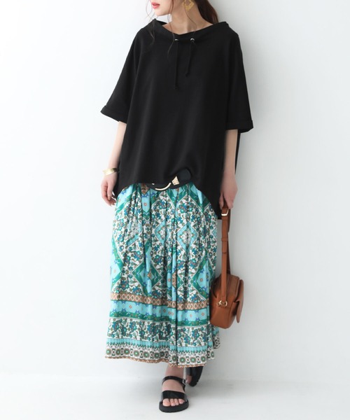 osharewalker(オシャレウォーカー)の「【廃盤】『ゆるハイネックドルマンスウェット』(スウェット・レディース・ブラック/ラベンダー・FREE)」の22枚目の写真