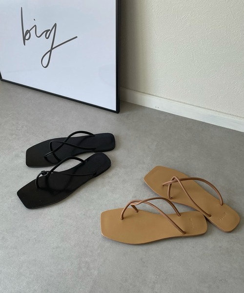y/m by misato（イムバイミサト）の「フラットトングサンダル（サンダル・レディース・ブラック/ベージュ・SMALL/MEDIUM/LARGE）」の3枚目の写真