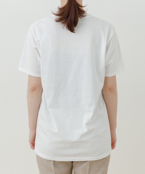 ADAM ET ROPE'(アダムエロペ)の「フォトプリント半袖Tシャツ(Tシャツ/カットソー・レディース・ホワイト/ホワイト系その他・FREE)」の9枚目の写真