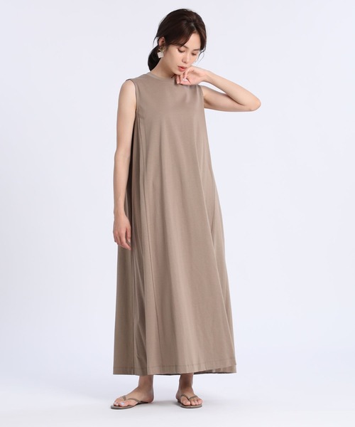 INED（イネド）の「ノースリーブカットワンピース（ワンピース・レディース・モカ/スミクロ・9号）」の5枚目の写真