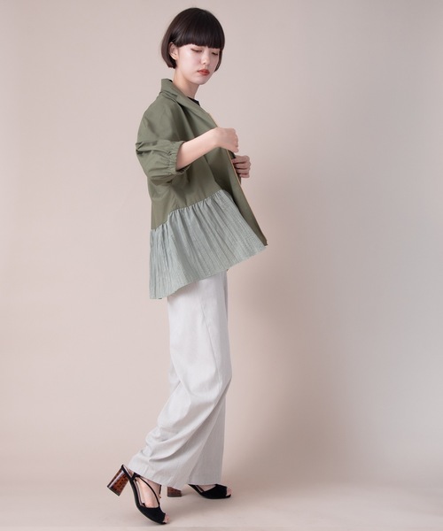 La SRIC(ラスリック)の「La SRIC / 裾プリーツZIPパーカ(シャツ/ブラウス・レディース・カーキ/キャメル/ブラック/ベージュ・38)」の5枚目の写真