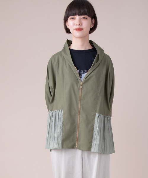 La SRIC(ラスリック)の「La SRIC / 裾プリーツZIPパーカ(シャツ/ブラウス・レディース・カーキ/キャメル/ブラック/ベージュ・38)」の11枚目の写真