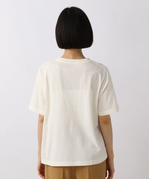 LOWRYS FARM（ローリーズファーム）の「カレッジロゴＴＳＳ　956628（Tシャツ/カットソー・レディース・アイボリー/オフホワイト/チャコールグレー/グリーン・FREE）」の7枚目の写真