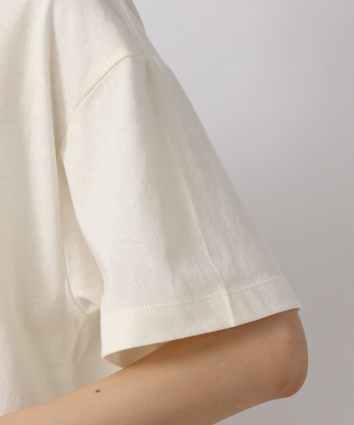 LOWRYS FARM（ローリーズファーム）の「カレッジロゴＴＳＳ　956628（Tシャツ/カットソー・レディース・アイボリー/オフホワイト/チャコールグレー/グリーン・FREE）」の10枚目の写真