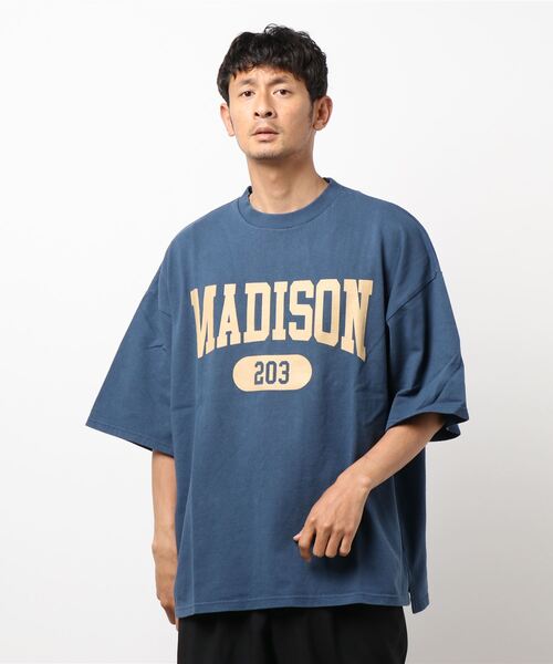 INASTUDIOS ZOO(イーナストゥディオスズー)の「「INASTUDIOS SELECT」カレッジプリントTシャツ(Tシャツ/カットソー・メンズ・ネイビー/キナリ/ホワイト系その他/グリーン系その他/ワインレッド/ベージュ系その他/レッド系その他/ベージュ/チャコール/グレー系その他/ブルー系その他/オリーブ・MEDIUM/X-LARGE/LARGE)」の16枚目の写真
