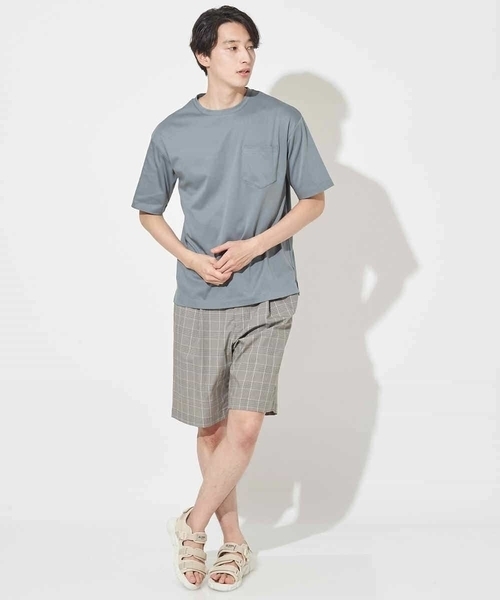 a.v.v（アーヴェヴェ）の「【接触冷感/UVカット/抗菌防臭】シルケットスムースワイドシルエットカットソー（Tシャツ/カットソー・メンズ・ホワイト/ボルドー/カーキ/グリーン/チャコールグレー・44/46/50/48）」の7枚目の写真