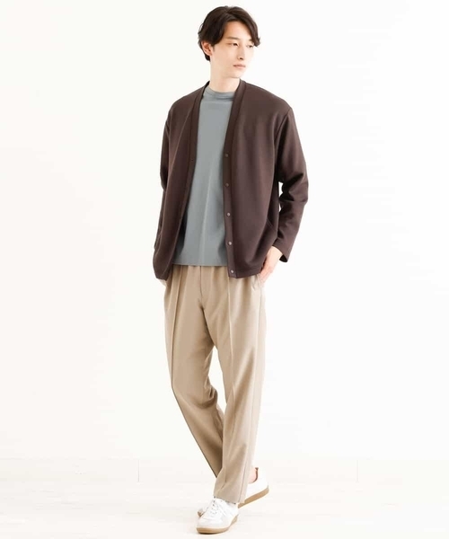 a.v.v（アーヴェヴェ）の「【接触冷感/UVカット/抗菌防臭】シルケットスムースワイドシルエットカットソー（Tシャツ/カットソー・メンズ・ホワイト/ボルドー/カーキ/グリーン/チャコールグレー・44/46/50/48）」の22枚目の写真