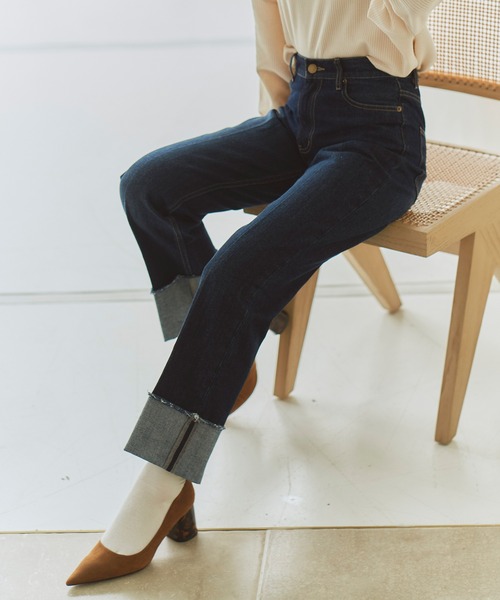 titivate（ティティベイト）の「ﾀｰﾝﾊﾞｯｸｽﾄﾚｰﾄﾃﾞﾆﾑﾊﾟﾝﾂ（デニムパンツ・レディース・ネイビー/ブルー・L/S/M）」の5枚目の写真