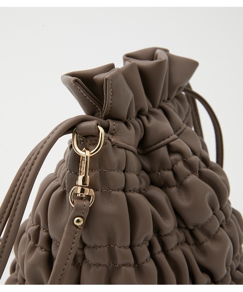 crie conforto（クリーコンフォルト）の「シャーリングミニショルダーバッグ（ショルダーバッグ・レディース・グレー/ブラック/ベージュ・FREE）」の15枚目の写真